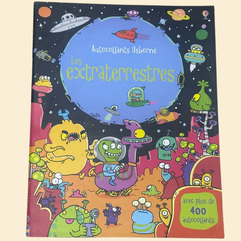 LES EXTRATERRESTRES AVEC PLUS DE400 autocollants